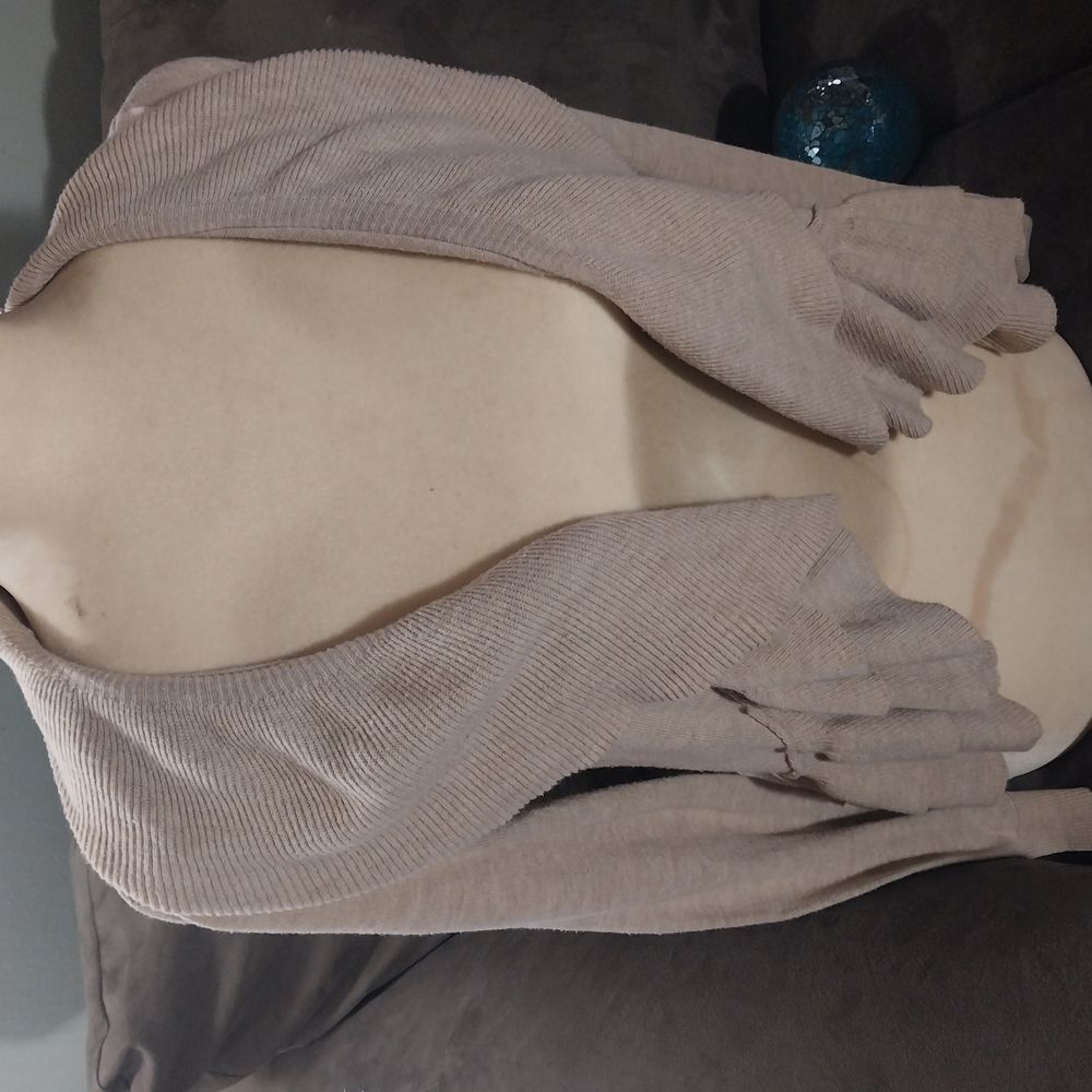 Elle Beige Knit Ruffle Shawl